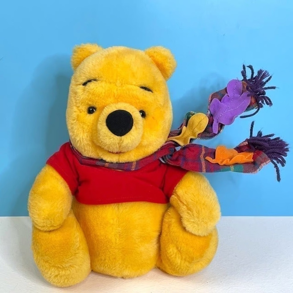 Vintage Blustery Winnie The Pooh Blowing Poseable Scarf 12" Plush Stuffed Animal